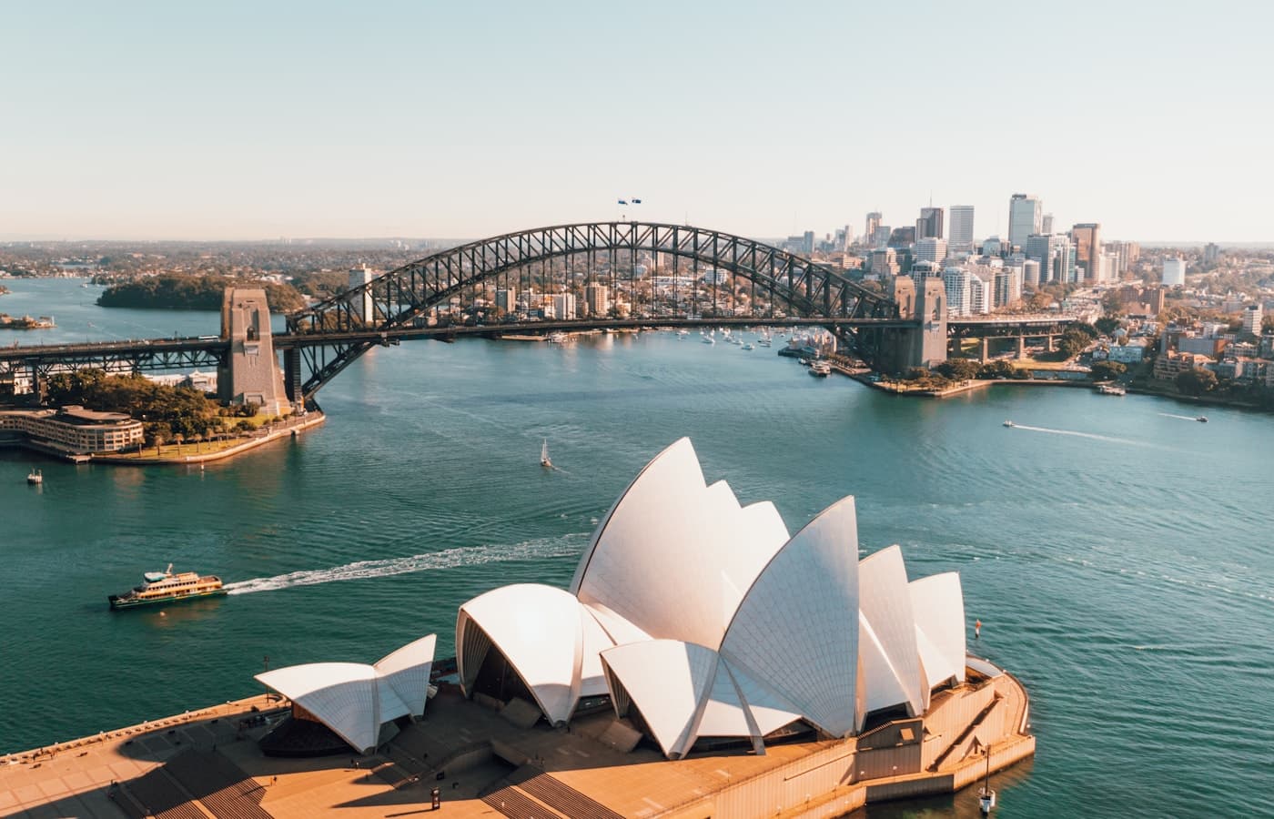 Skyline del waterfront de Sídney para quienes consideran vivir en Australia